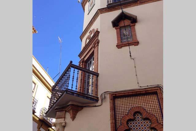 Holastays Arenal Apartments Seville Luaran gambar
